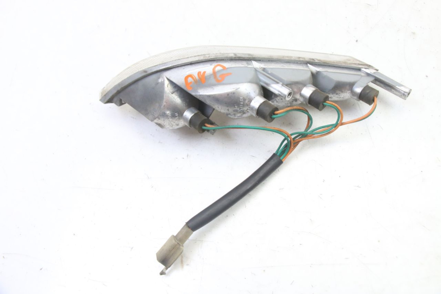 photo de FRONT LEFT TURN SIGNAL  PEUGEOT VIVACITY NEW 2T 50 (2008 - 2017)