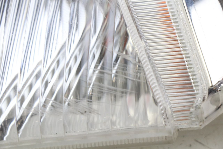 photo de LEFT FRONT TURN SIGNAL YAMAHA X-MAX XMAX 125 (2010 - 2014)