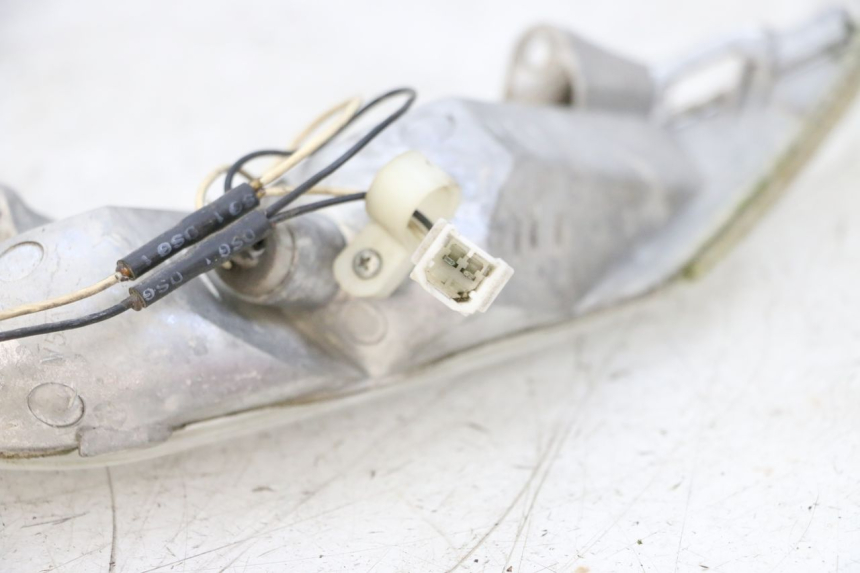 photo de LEFT FRONT TURN SIGNAL PIAGGIO X8 125 (2004 - 2007) - Product overview