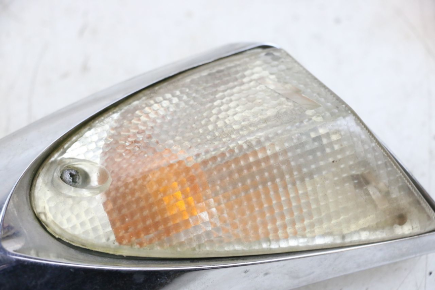 photo de LEFT FRONT TURN SIGNAL PIAGGIO XEVO - X EVO 125 (2007 - 2017) - Product overview