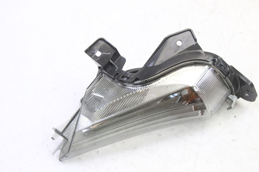 photo de FRONT LEFT TURN SIGNAL YAMAHA XMAX X-MAX 125 (2021 - 2025)