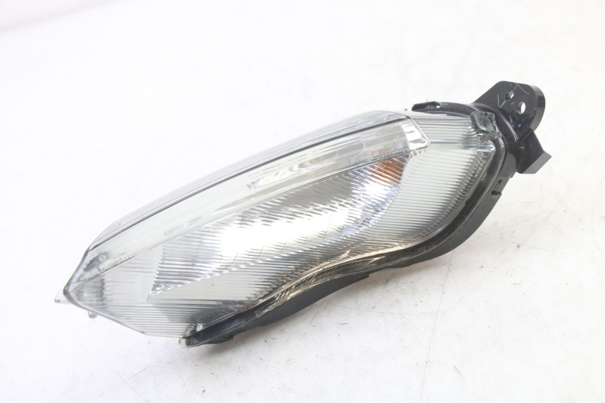 photo de FRONT LEFT TURN SIGNAL YAMAHA XMAX X-MAX 125 (2021 - 2025)