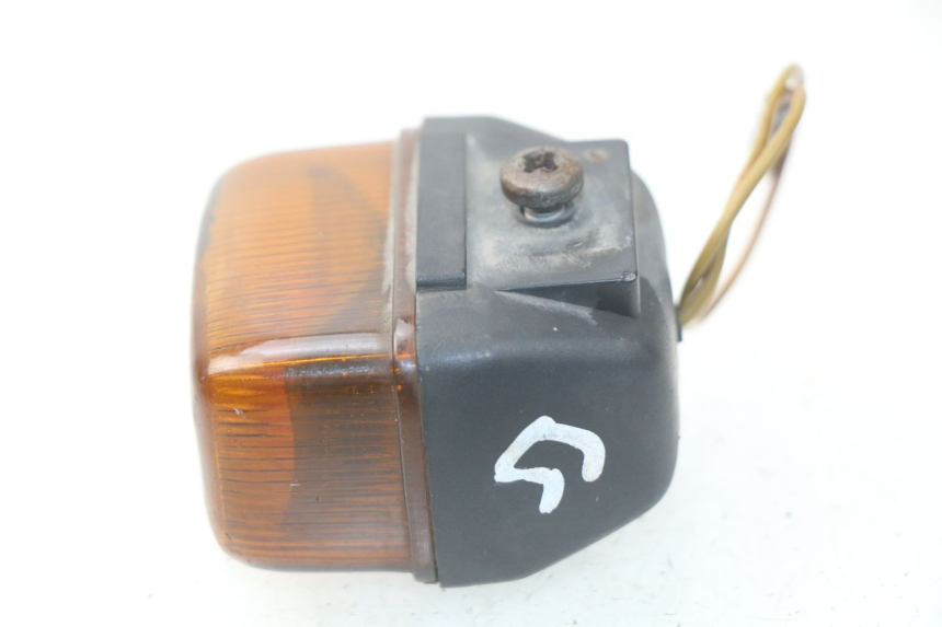 photo de FRONT LEFT TURN SIGNAL  YAMAHA BW'S 50 (1999 - 2003)