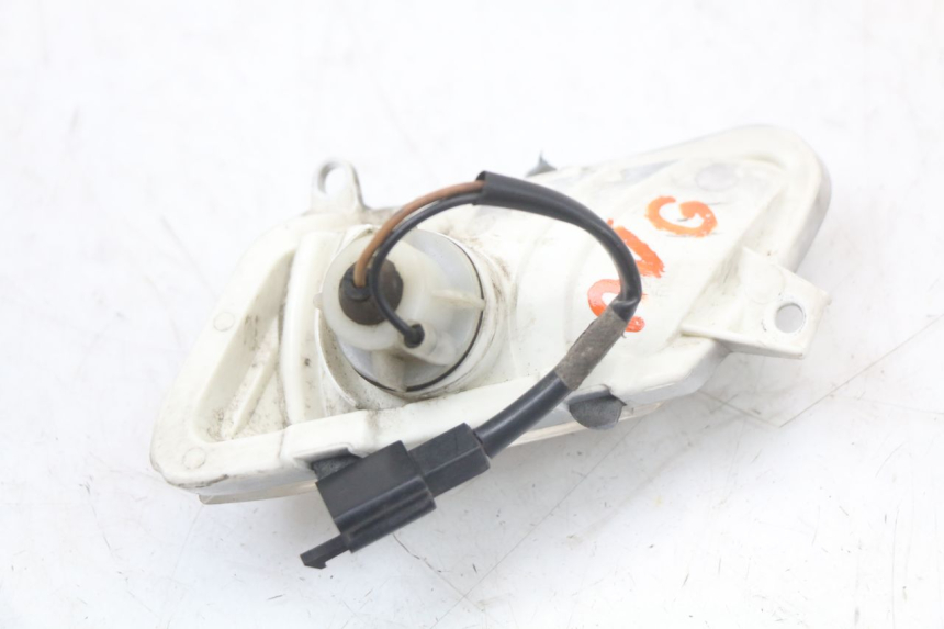 photo de LEFT FRONT TURN SIGNAL YAMAHA X-MAX XMAX 250 (2006 - 2009)