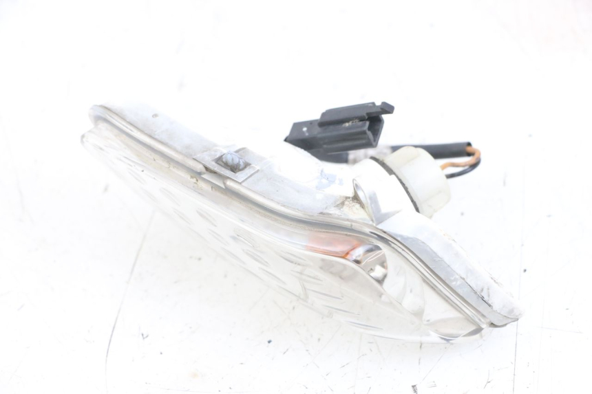 photo de LEFT FRONT TURN SIGNAL YAMAHA XMAX X-MAX 125 (2006 - 2009)