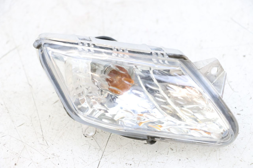 photo de LEFT FRONT TURN SIGNAL YAMAHA XMAX X-MAX 125 (2006 - 2009)