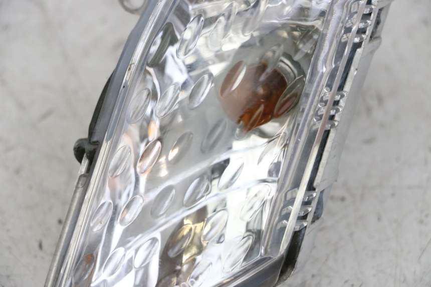 photo de LEFT FRONT TURN SIGNAL YAMAHA XMAX X-MAX 125 (2006 - 2009)