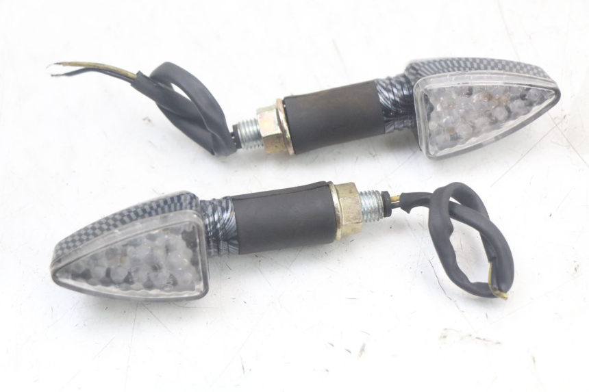 photo de FRONT TURN SIGNAL HONDA NTV DEAUVILLE 650 (1998 - 2001)