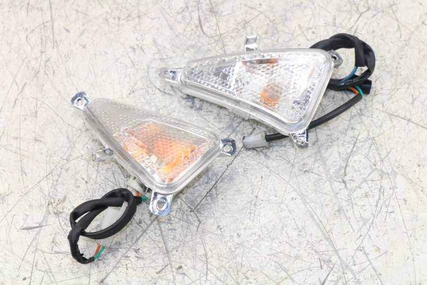 photo de FRONT TURN SIGNAL JM MOTORS MILANO 50 (2014 - 2019)