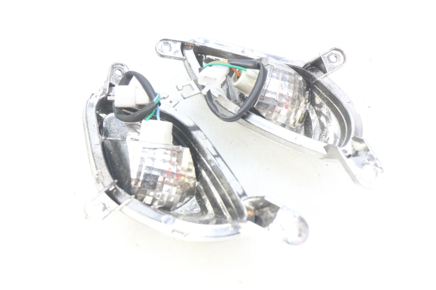 photo de FRONT TURN SIGNAL JM MOTORS SANTANA 50 (2014 - 2020)