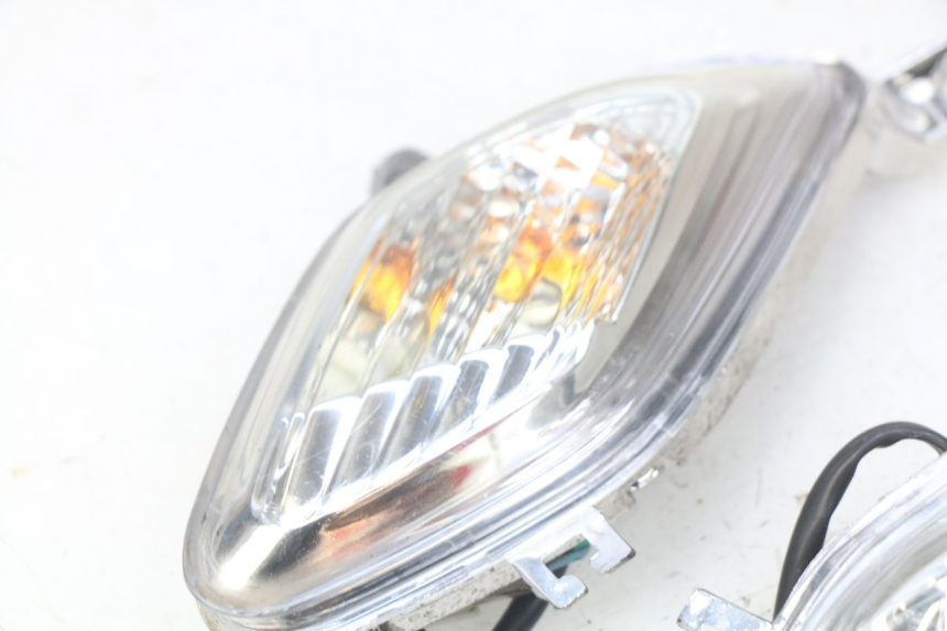 photo de FRONT TURN SIGNAL JM MOTORS SANTANA 50 (2014 - 2020)