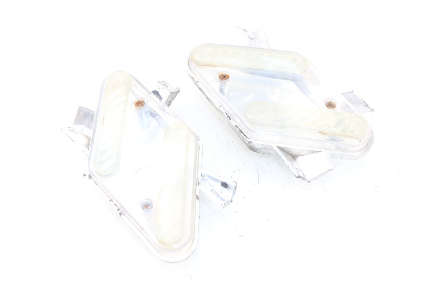 photo de FRONT TURN SIGNAL JONWAY GTX 2T 50 (2014 - 2020)