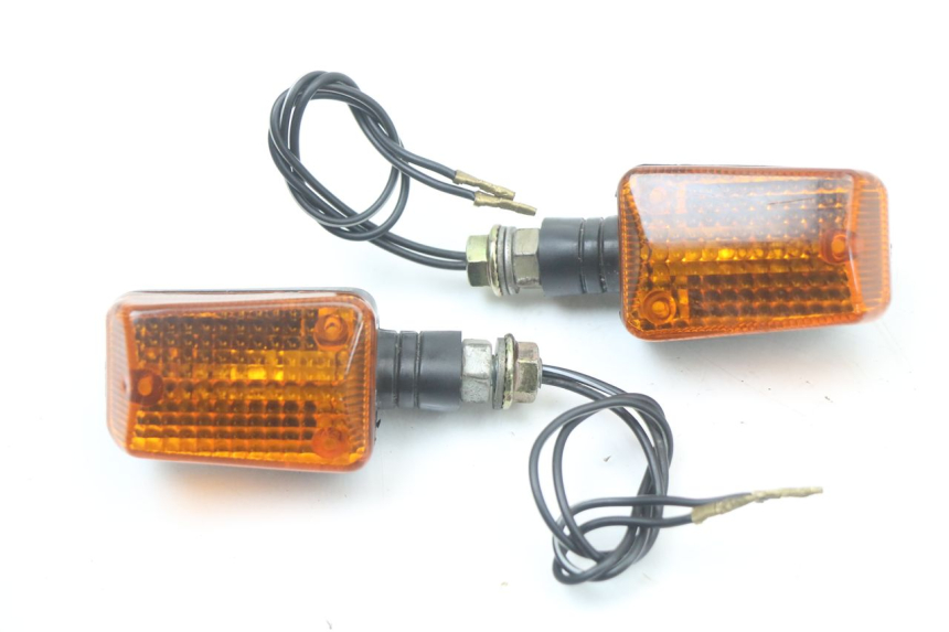 photo de FRONT TURN SIGNAL KAWASAKI KDX 125 (1990 - 1991)