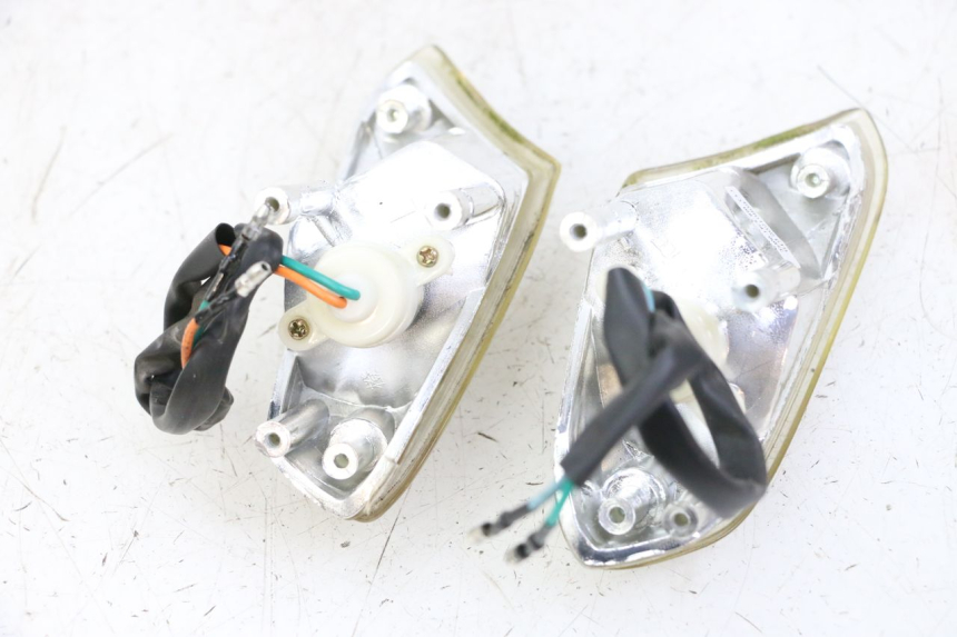 photo de FRONT TURN SIGNAL KYMCO AGILITY 4T 50 (2018 - 2022)