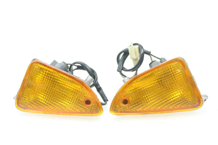 photo de FRONT TURN SIGNAL LINHAI MONARCH 125 (2003 - 2005)
