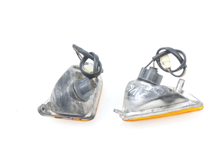 photo de FRONT TURN SIGNAL LINHAI MONARCH 125 (2003 - 2005)