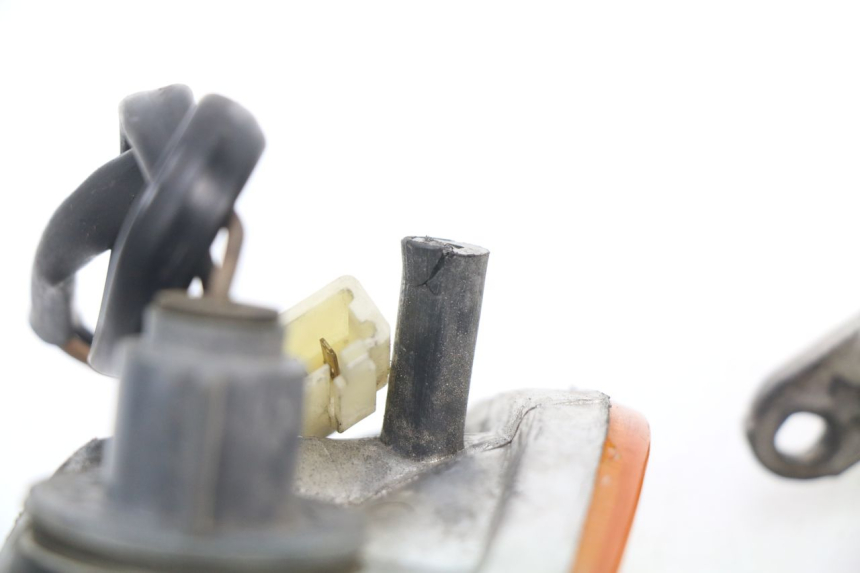 photo de FRONT TURN SIGNAL LINHAI MONARCH 125 (2003 - 2005)