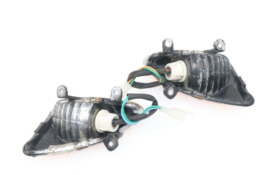 photo de FRONT TURN SIGNAL GINELLI LJ50QT 2T 50 (2009 - 2012)