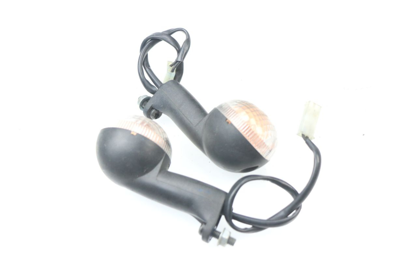 photo de FRONT TURN SIGNAL PEUGEOT LUDIX 50 (2005 - 2007)