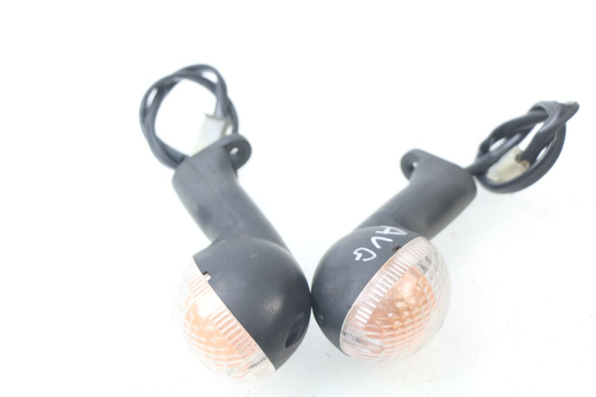 photo de FRONT TURN SIGNAL PEUGEOT LUDIX 50 (2008 - 2017)