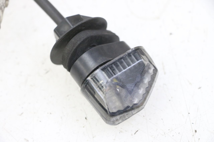 photo de FRONT TURN SIGNAL PIAGGIO MP3 500 (2011 - 2015)