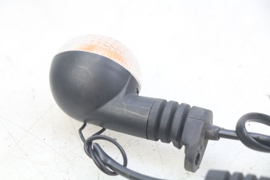 photo de FRONT TURN SIGNAL PEUGEOT LUDIX 50 (2005 - 2007)