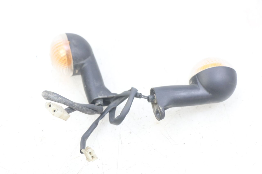 photo de FRONT TURN SIGNAL PEUGEOT LUDIX 50 (2005 - 2007)