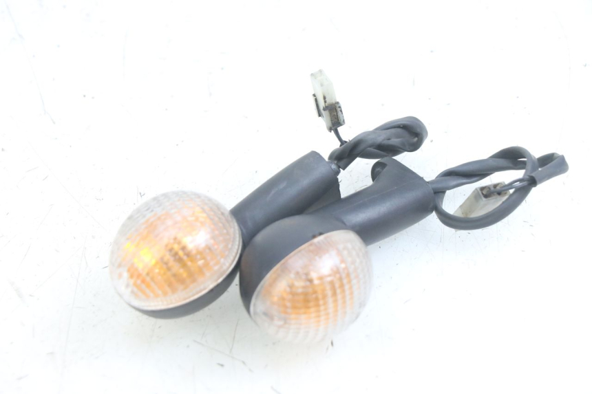 photo de FRONT TURN SIGNAL PEUGEOT LUDIX 50 (2005 - 2007)