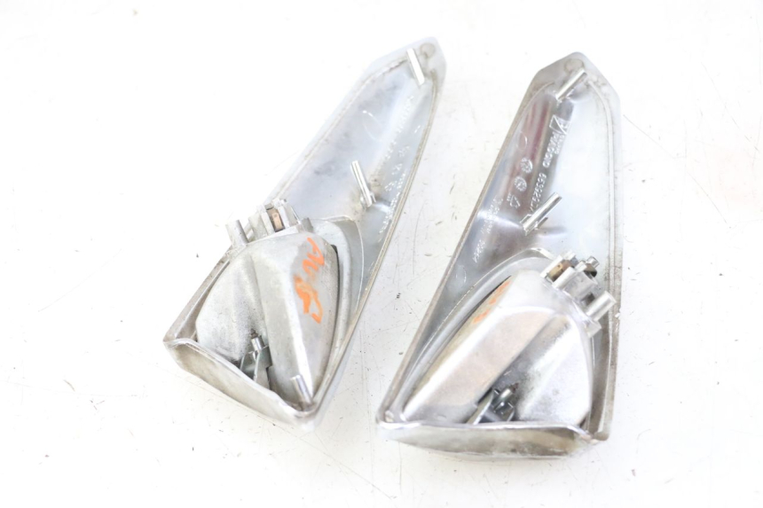 photo de FRONT TURN SIGNAL PIAGGIO XEVO - X EVO 125 (2007 - 2016)