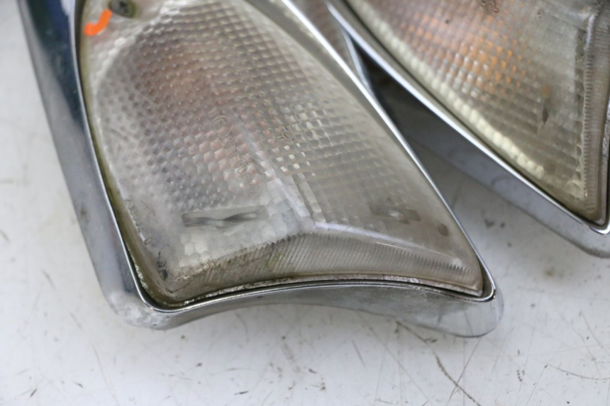 photo de FRONT TURN SIGNAL PIAGGIO XEVO - X EVO 125 (2007 - 2016)
