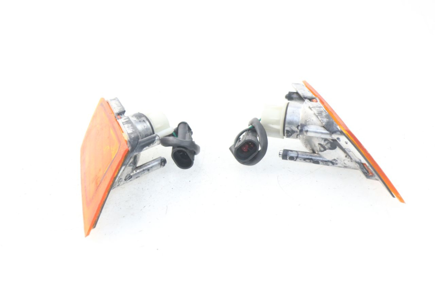 photo de FRONT TURN SIGNAL KEEWAY PIXEL 50 (2008 - 2011)