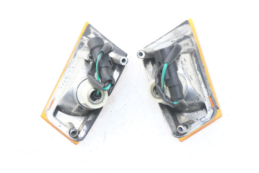 photo de FRONT TURN SIGNAL KEEWAY PIXEL 50 (2008 - 2011)