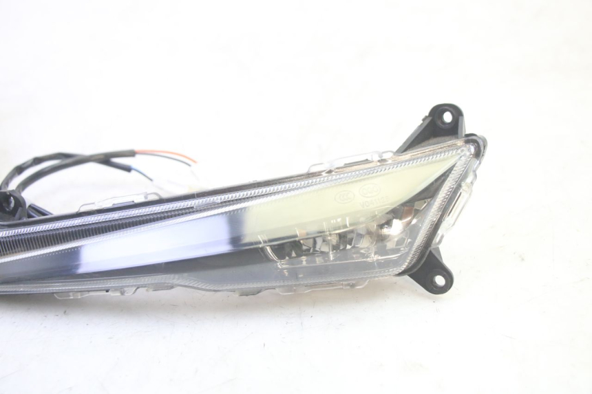 photo de FRONT TURN SIGNAL JM MOTORS SANTANA EVO 50 (2024 - 2026) - Zoom on usage condition
