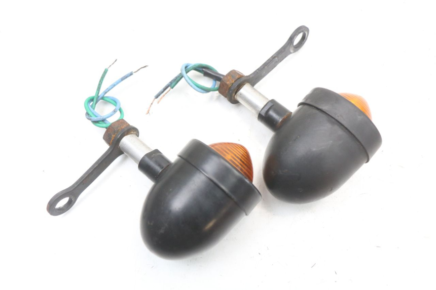 photo de FRONT TURN SIGNAL HARLEY DAVIDSON SPORTSTER XL CUSTOM 1200 (2003 - 2004)