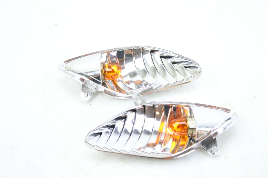 photo de FRONT TURN SIGNAL APRILIA SR R 2T LC 50 (2018 - 2021)