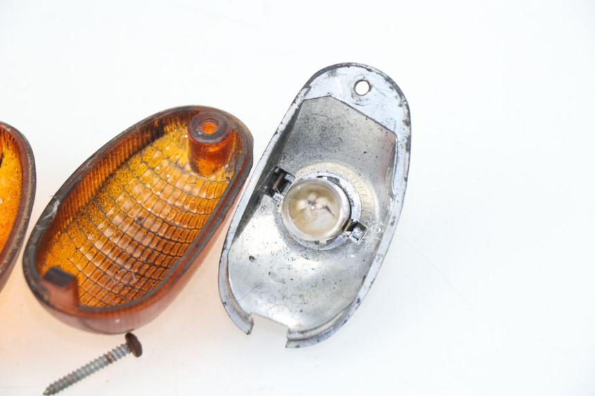 photo de FRONT TURN SIGNAL GILERA STORM 50 (1993 - 1997)