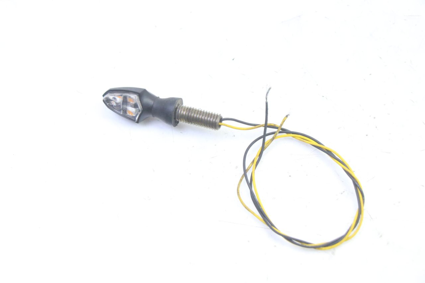 photo de FRONT TURN SIGNAL SUZUKI SV S 650 (2003 - 2009)