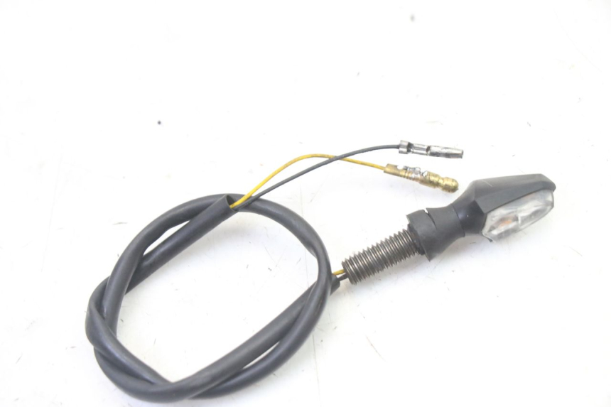 photo de FRONT TURN SIGNAL SUZUKI SV S 650 (2003 - 2009)
