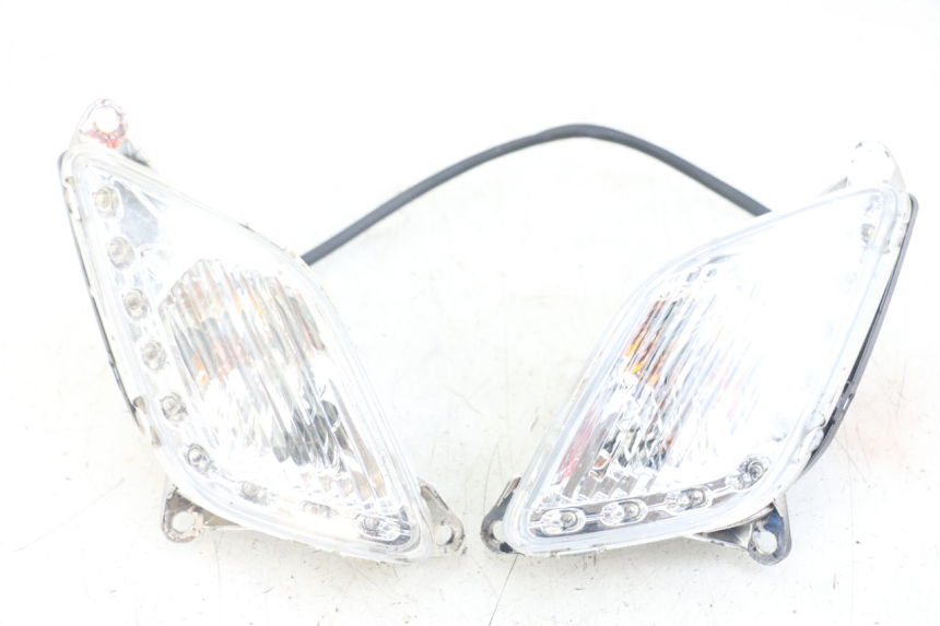 photo de FRONT TURN SIGNAL SYM FIDDLE 3 III 125 (2014 - 2020)