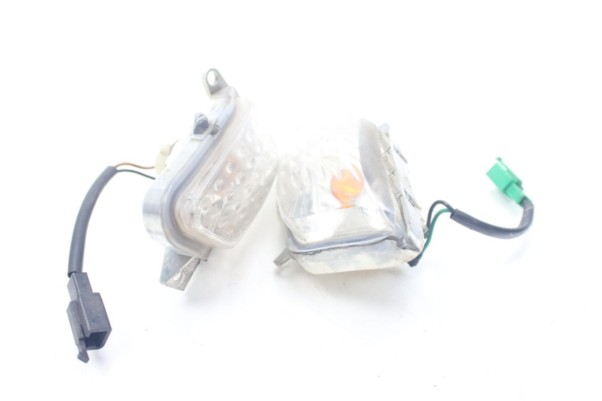 photo de FRONT TURN SIGNAL YAMAHA XMAX X-MAX 125 (2006 - 2009)