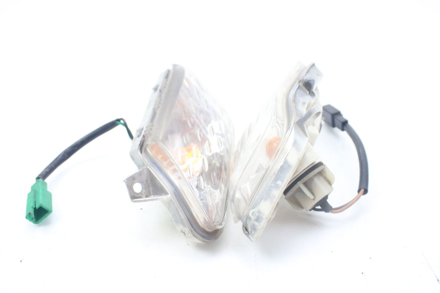 photo de FRONT TURN SIGNAL YAMAHA XMAX X-MAX 125 (2006 - 2009)