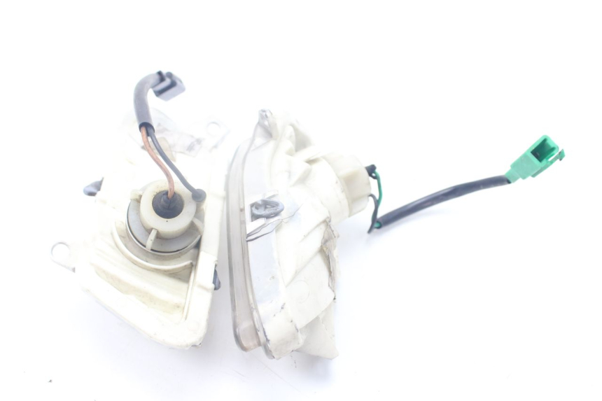 photo de FRONT TURN SIGNAL YAMAHA XMAX X-MAX 125 (2006 - 2009)