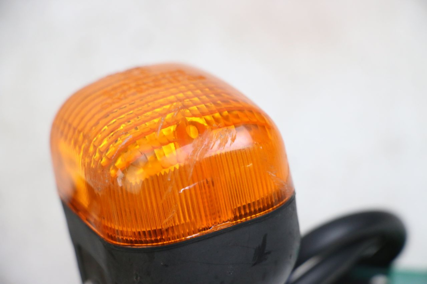 photo de FRONT TURN SIGNAL YAMAHA BW'S BWS 125 (2010 - 2013)