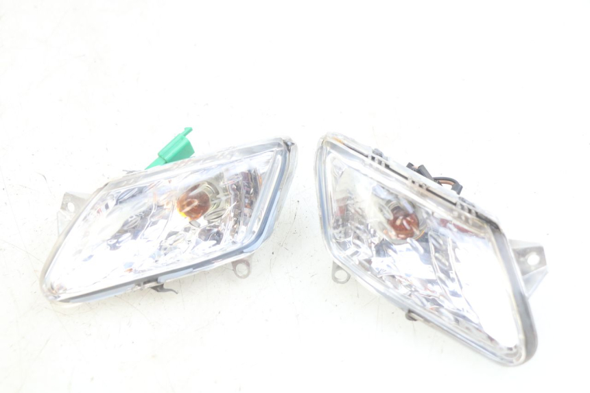 photo de FRONT TURN SIGNAL YAMAHA XMAX X-MAX 125 (2006 - 2009)