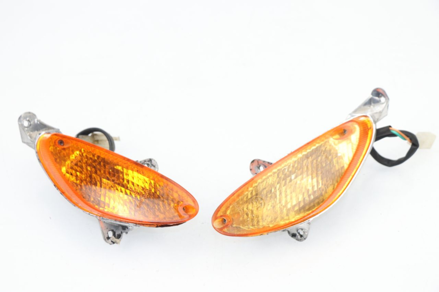 photo de FRONT TURN SIGNAL ZHONGYU MOVIDAS 50 (2004 - 2007)