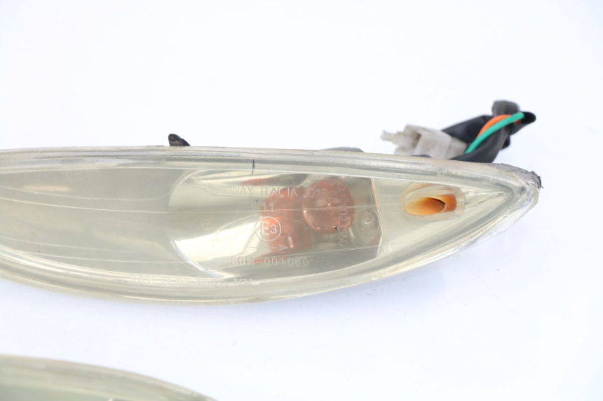 photo de FRONT TURN SIGNAL ZNEN NEW ROLANDO 50 (2010 - 2020)