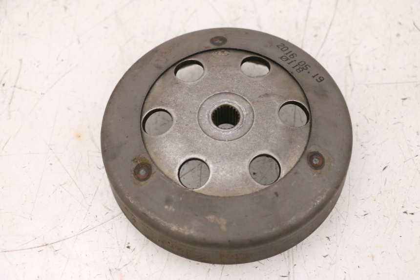 photo de CLUTCH BELL PEUGEOT KISBEE 4T 50 (2010 - 2017) - Technical close-up