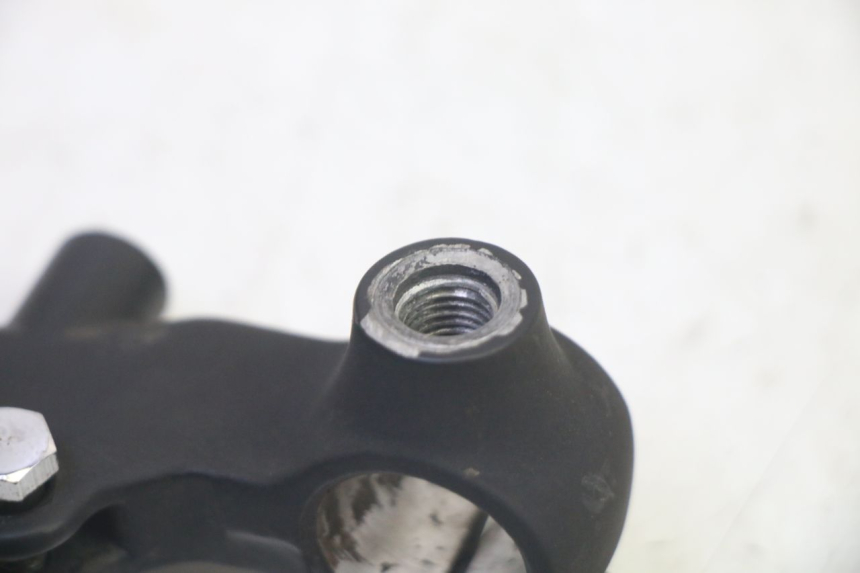 photo de CLUTCH LEVER MOUNT HONDA CBF 125 (2009 - 2015)