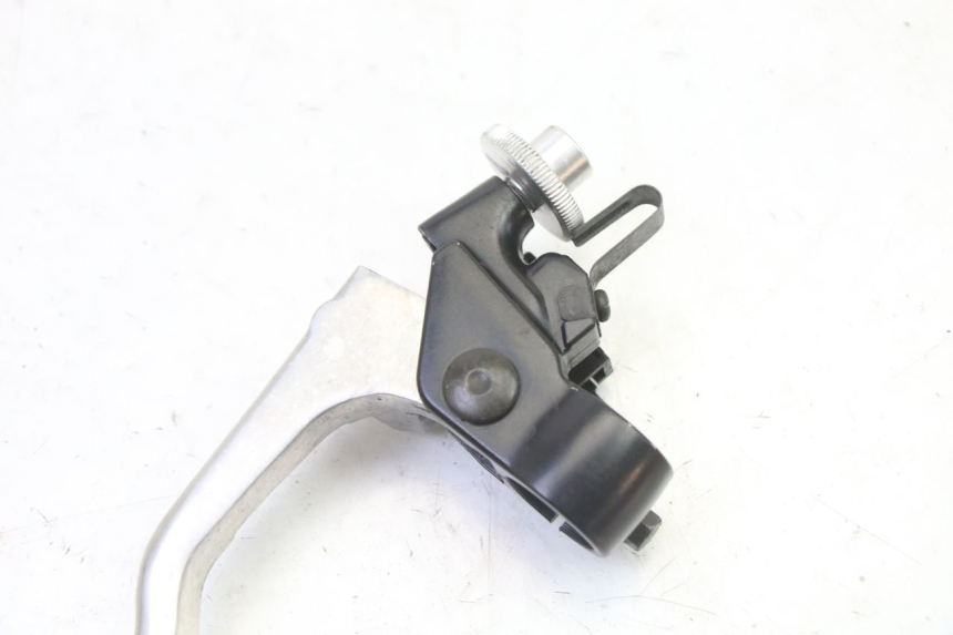 photo de CLUTCH LEVER MOUNT YAMAHA FZ6 FAZER S2 600 (2007 - 2011)