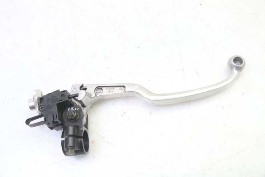 photo de CLUTCH LEVER MOUNT YAMAHA FZ6 FAZER S2 600 (2007 - 2011)